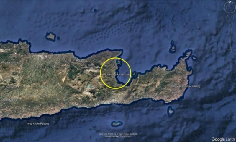 Agios Nikolaos Kreta, Agios Nikolaos: Baugrundstück mit Meerblick im Ort zu verkaufen Grundstück kaufen